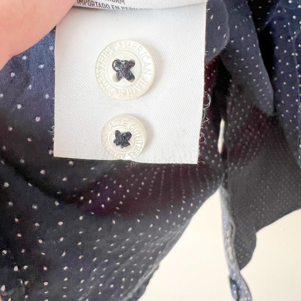 MT American Eagle Classic Fit Seriously Soft Dots Blue White Button Down Tall - Picture 7 of 8